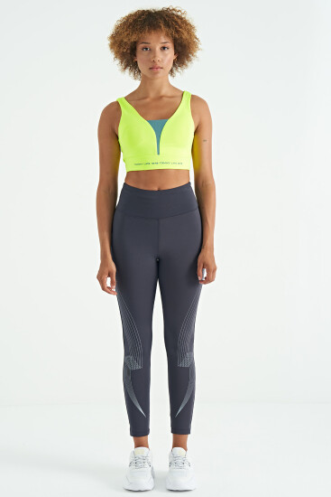 Neon Sarı Yazı Baskılı Renk Bloklu Dar Kalıp Dalgıç Kumaş Kadın Büstiyer - 97271 - TOMMYLIFE (1)