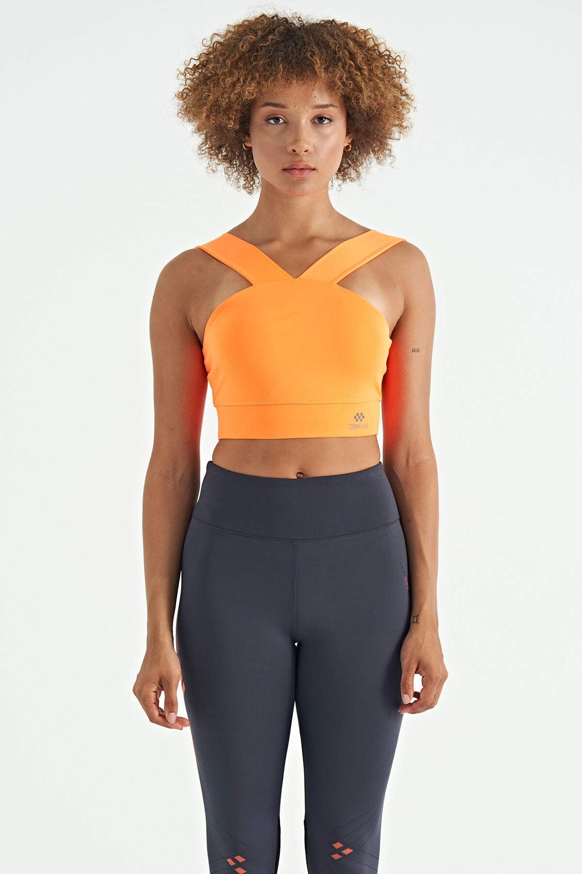 Neon Turuncu Logo Baskılı Dar Kalıp Dalgıç Kumaş Kadın Büstiyer - 97259 - TOMMYLIFE