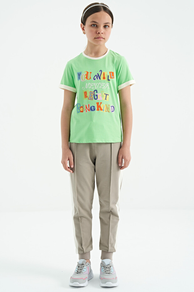 Neon Yeşil Renkli Yazı Detaylı O Yaka Rahat Form Kız Çocuk T-Shirt - 75109