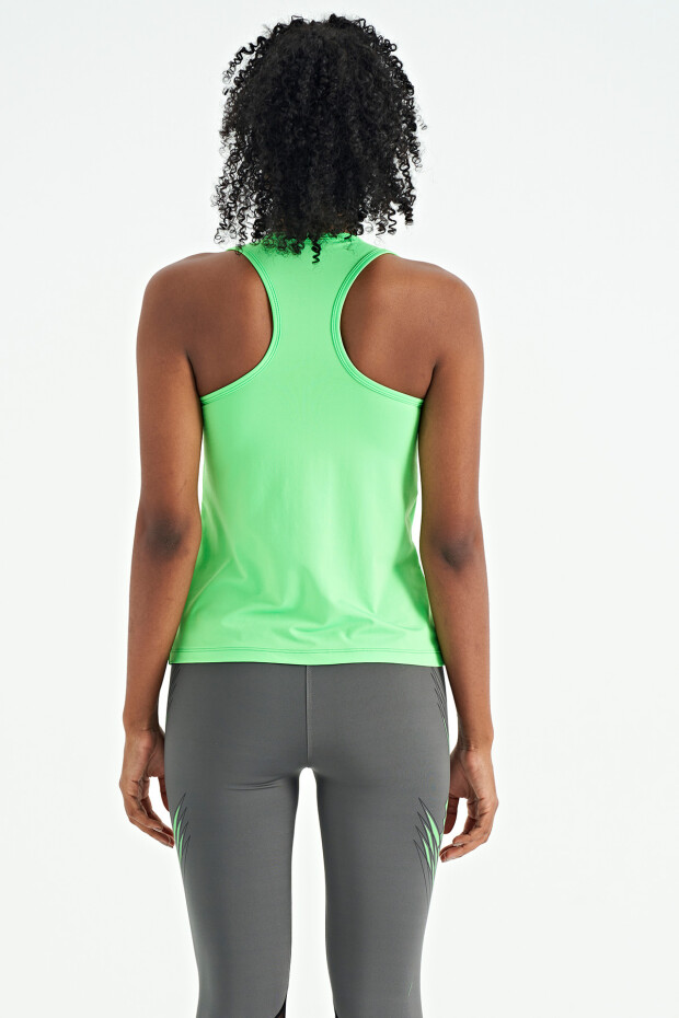 Neon Yeşil Yırtmaç Detaylı O Yaka Sıfır Kollu Standart Kalıp Kadın Spor Atlet - 97256