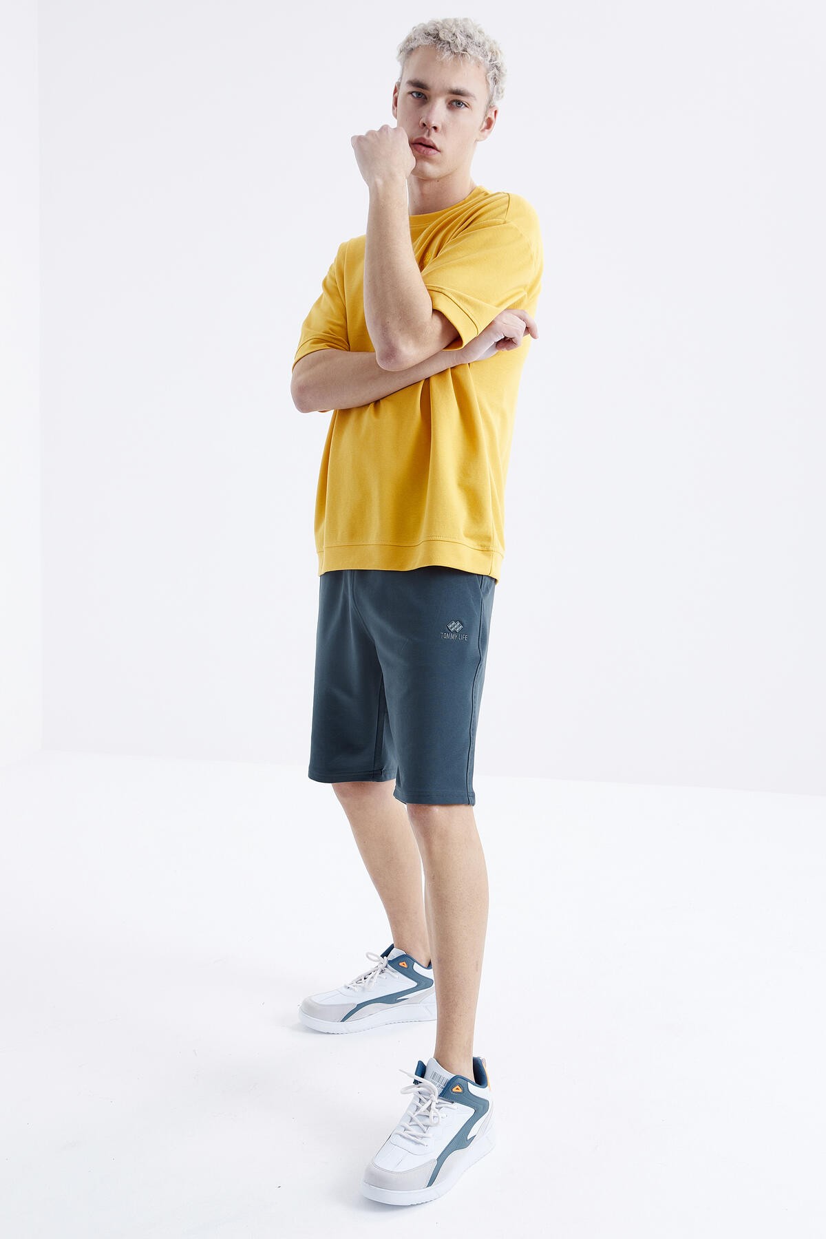 Orman Yeşili Bağcıklı Standart Kalıp Basic Erkek Şort - 81212 - TOMMYLIFE