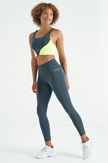 Orman Yeşili Logo Baskı Detaylı Yüksek Bel Dalgıç Kumaş Slim Fit Kadın Tayt - 94627 - TOMMYLIFE