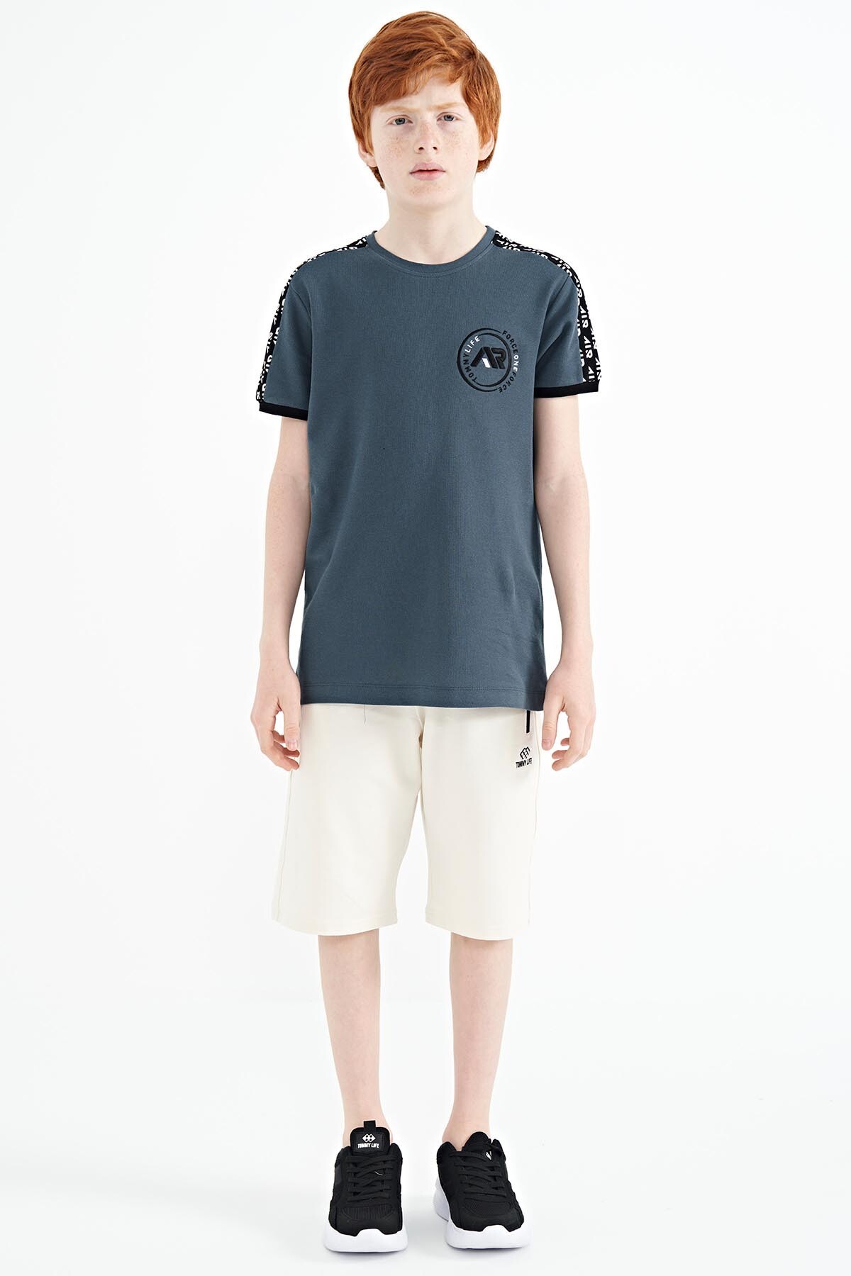 Orman Yeşili Omuz Baskı Detaylı Standart Kalıp O Yaka Erkek Çocuk T-Shirt - 11121 - TOMMYLIFE