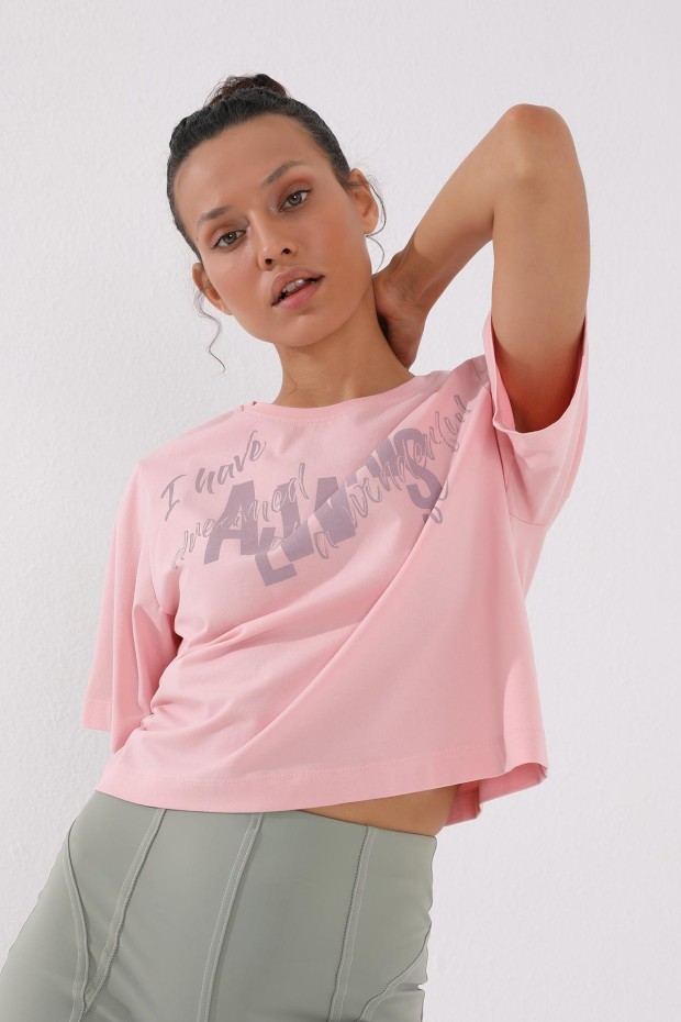 Pembe Asimetrik Yazı Baskılı O Yaka Kadın Oversize T-Shirt - 97136