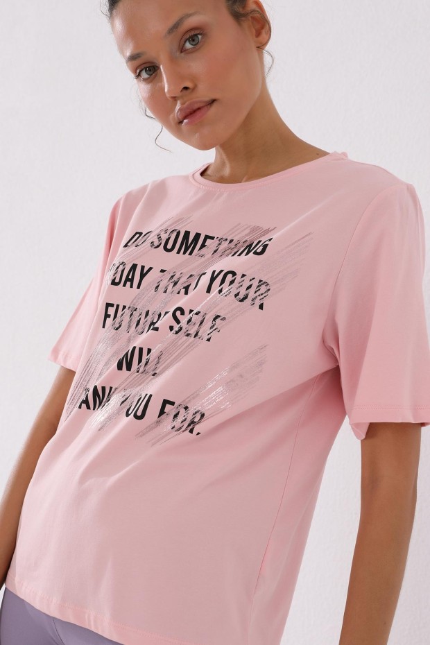 Pembe Deforme Yazı Baskılı O Yaka Kadın Oversize T-Shirt - 97133