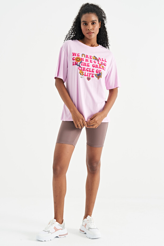 Pembe Yazı Baskılı Düşük Omuzlu O Yaka Oversize Kadın T-Shirt - 02305