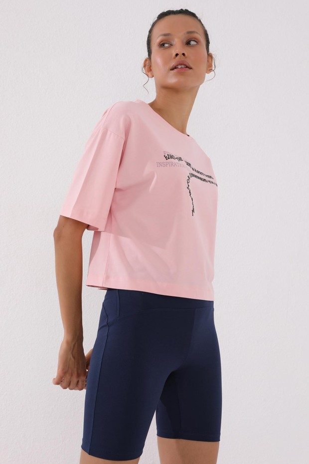 Pembe Yazı Baskılı Kısa O Yaka Kadın Oversize T-Shirt - 97135