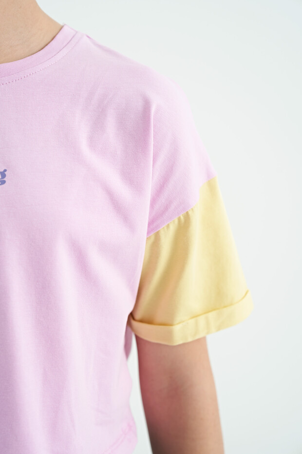 Pembe Yazı Baskılı O Yaka Düşük Omuzlu Oversize Kız Çocuk T-Shirt - 75130