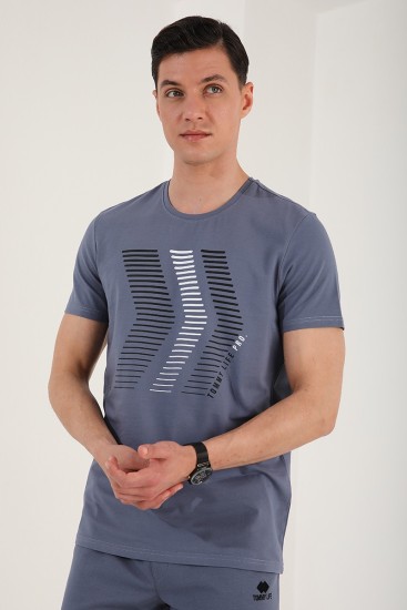 Petrol Karışık Harf Rakam Baskılı Rahat Form O Yaka Erkek T-Shirt - 87960 - Thumbnail