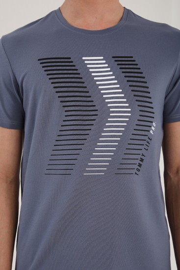 Petrol Karışık Harf Rakam Baskılı Rahat Form O Yaka Erkek T-Shirt - 87960 - Thumbnail