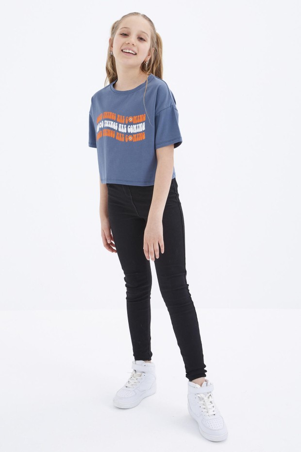 Petrol Oversize Renkli Yazı Baskılı Düşük Omuz O Yaka Kız Çocuk Crop T-Shirt - 75038