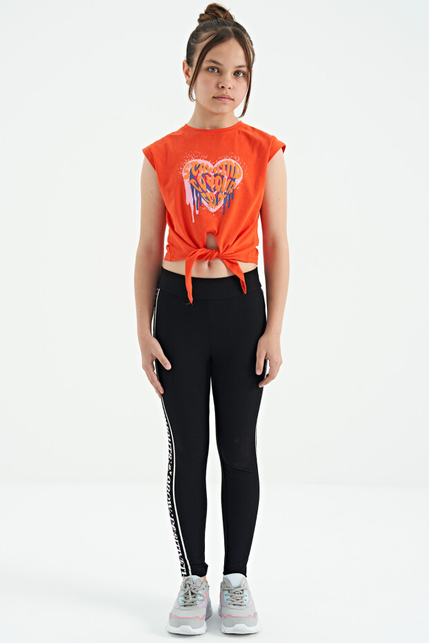 Portakal Kalp Baskılı Ön Düğüm Detaylı Rahat Form Kız Çocuk T-Shirt - 75114