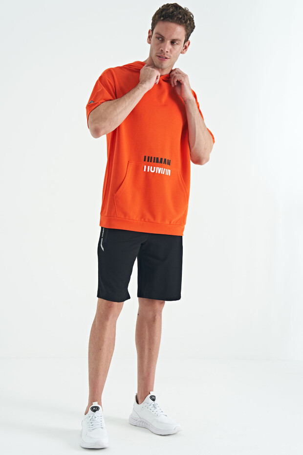 Portakal Kanguru Cepli Yazı Nakışlı Kapüşonlu Erkek T-Shirt - 88195