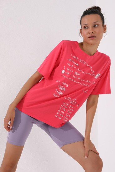 Rose El Yazısı Baskılı O Yaka Kadın Oversize T-Shirt - 97137 - Thumbnail