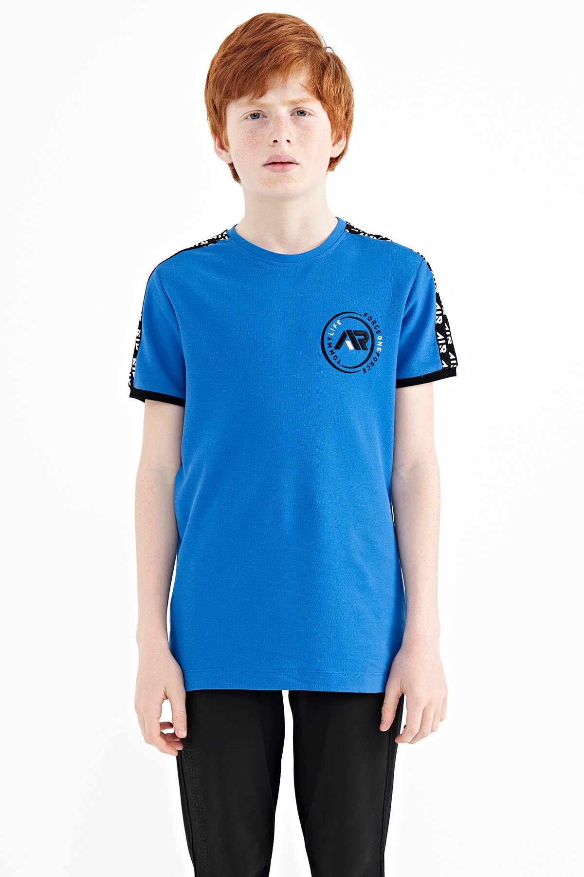 Saks Omuz Baskı Detaylı Standart Kalıp O Yaka Erkek Çocuk T-Shirt - 11121 - TOMMYLIFE