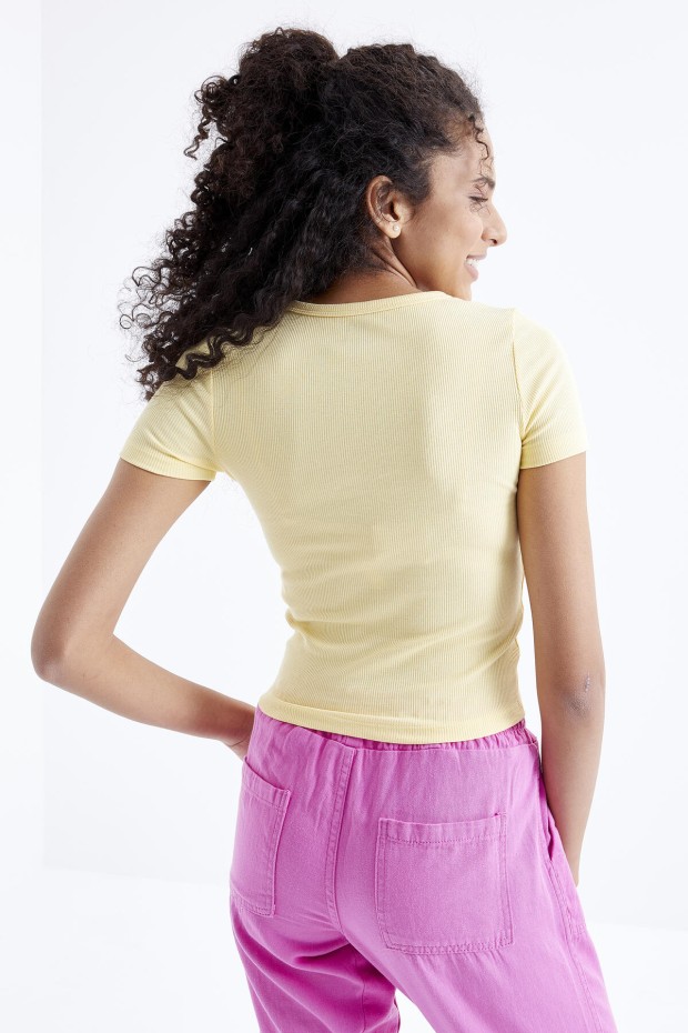 Sarı Basic Kısa Kol O Yaka Kadın T-Shirt - 97202