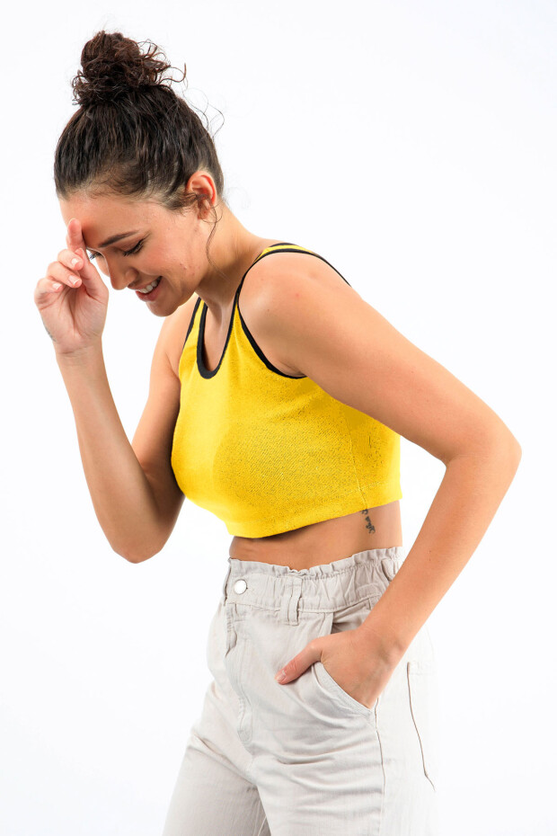 Sarı Basic Sıfır Kol Dar Kalıp U Yaka Kadın Crop Top Atlet - 97162 - 4