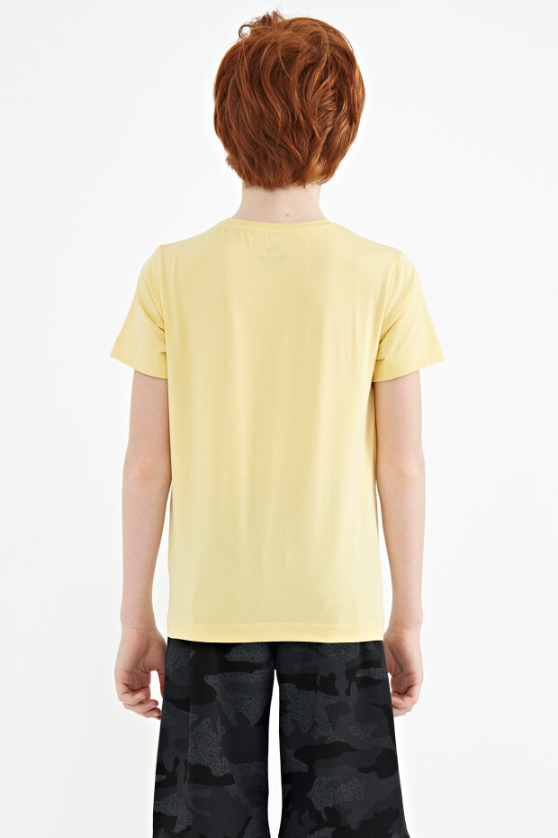 Sarı Baskı Detaylı Standart Kalıp O Yaka Erkek Çocuk T-Shirt - 11133