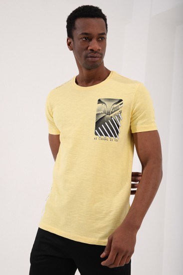 Sarı Göğüs Baskılı Koordinat Detaylı Standart Kalıp O Yaka Erkek T-Shirt - 87894 - Thumbnail