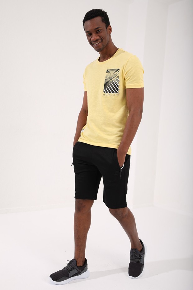 Sarı Göğüs Baskılı Koordinat Detaylı Standart Kalıp O Yaka Erkek T-Shirt - 87894