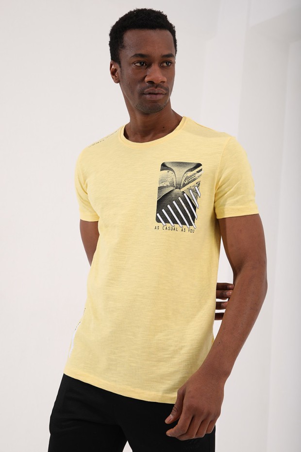 Sarı Göğüs Baskılı Koordinat Detaylı Standart Kalıp O Yaka Erkek T-Shirt - 87894