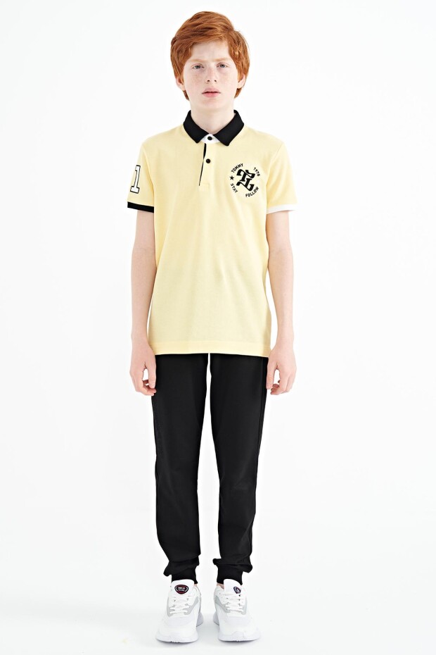 Sarı Kol Gögüs Nakış Detaylı Standart Kalıp Polo Yaka Erkek Çocuk T-Shirt - 11086