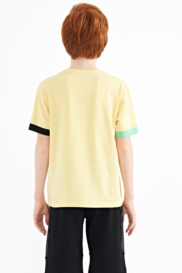 Sarı Kol Ucu Renkli Detaylı Baskılı Oversize Erkek Çocuk T-Shirt - 11137