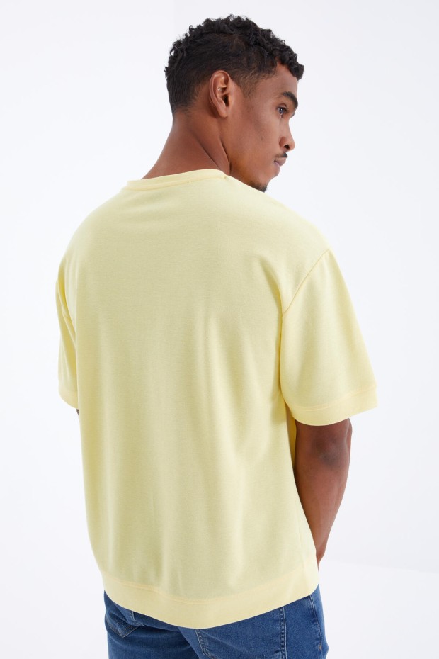 Sarı Mars Yazı Nakışlı O Yaka Erkek Oversize T-Shirt - 88104