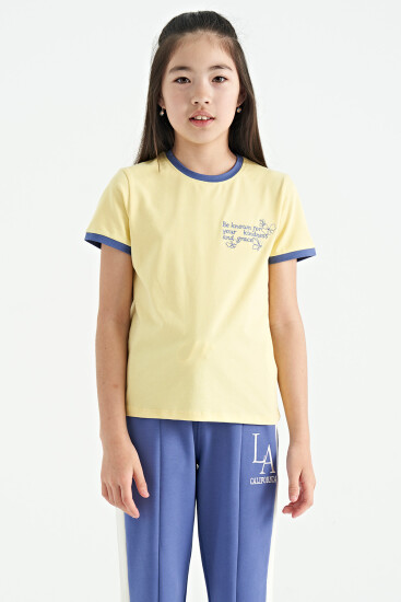 Sarı Minimal Yazı Baskılı O Yaka Rahat Form Kısa Kollu Kız Çocuk T-Shirt - 75110 