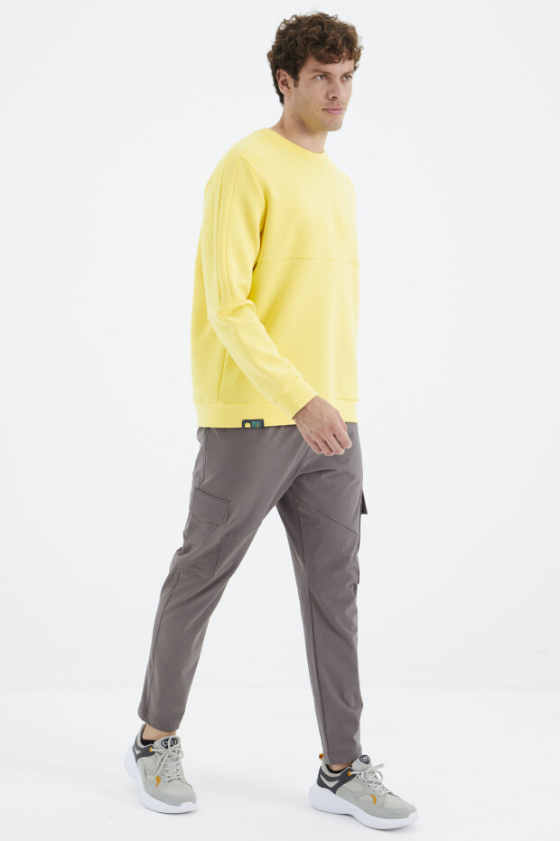 Sarı O Yaka Omuz Şerit Detaylı Rahat Kalıp Erkek Sweatshirt - 88297