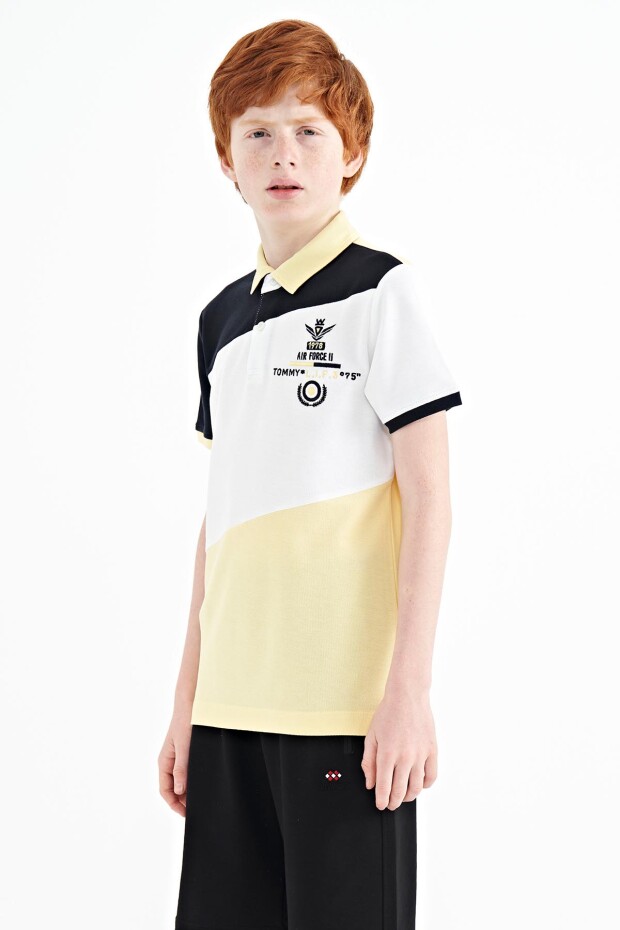 Sarı Renk Bloklu Nakış Detaylı Standart Kalıp Polo Yaka Erkek Çocuk T-Shirt - 11088