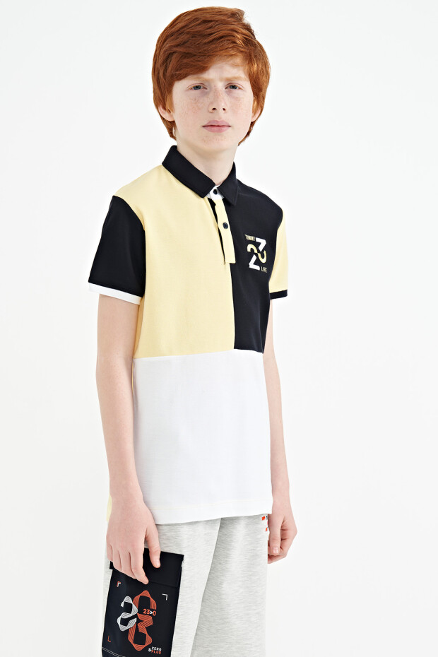 Sarı Renk Bloklu Nakış Detaylı Standart Kalıp Polo Yaka Erkek Çocuk T-Shirt - 11108