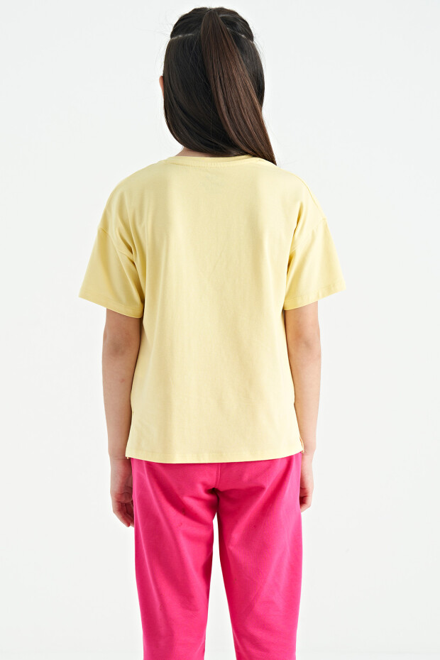 Sarı Renki Yazı Baskılı O Yaka Oversize Kısa Kollu Kız Çocuk T-Shirt - 75112