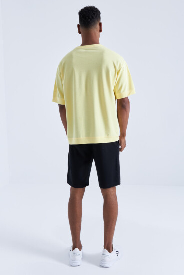 Sarı - Siyah O Yaka Oversize Bermuda Erkek Şort Takım - 85164 - Thumbnail
