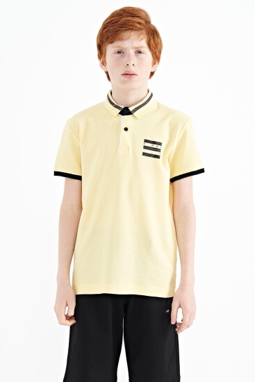 Sarı Yakası Renk Bloklu Baskı Detaylı Standart Kalıp Erkek Çocuk T-Shirt - 11111 