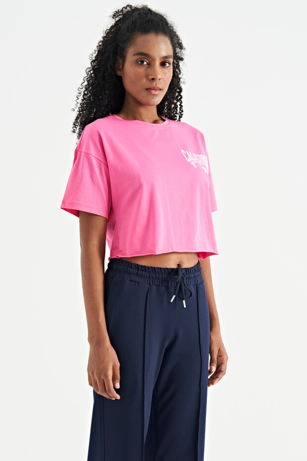 Şeker Pembe Baskılı Düşük Kol Detaylı Oversize Kadın Crop T-Shirt - 02179