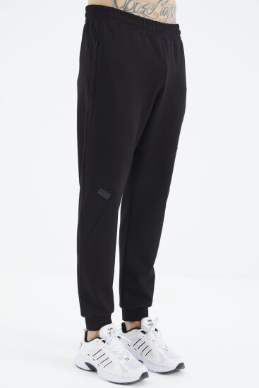 Siyah Bağcıklı Şerit Detaylı Rahat Kalıp Erkek Eşofman Alt - 82100 - TOMMYLIFE (1)