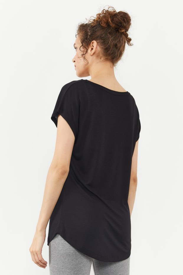 Siyah Basic Kısa Kol Rahat Form O Yaka Kadın T-Shirt - 97151