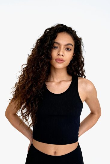 Siyah Basic Sıfır Kol Dar Kalıp U Yaka Kadın Crop Top Atlet - 97160 - TOMMYLIFE (1)