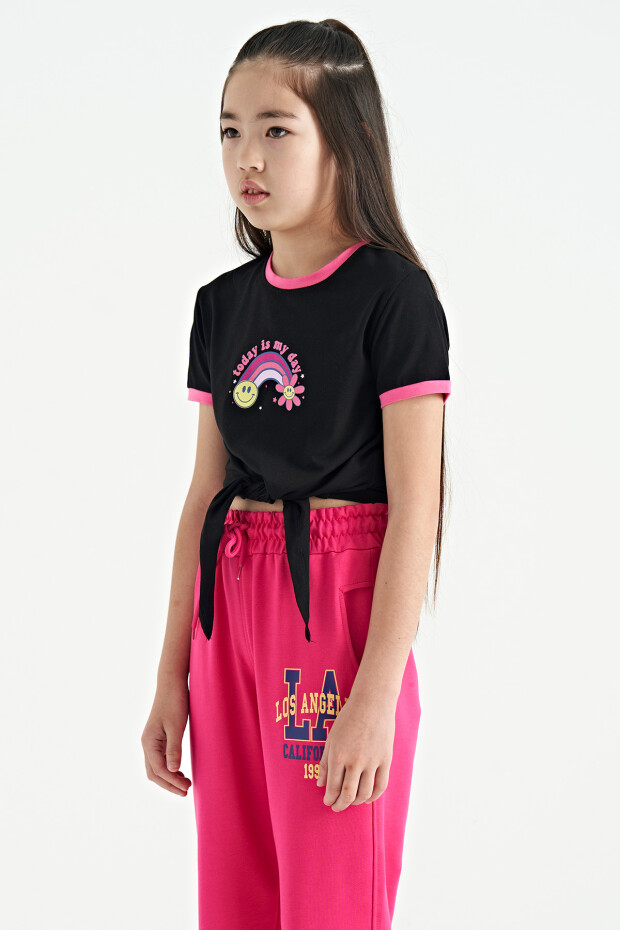 Siyah Baskı Detaylı O Yaka Çok Renkli Bağlama Detaylı Kız Çocuk T-Shirt - 75113