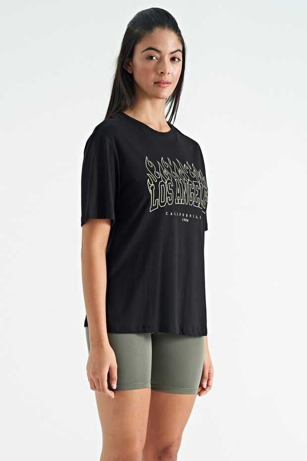 Siyah Baskı Detaylı Oversize O Yaka Basic Kadın T-Shirt - 02181
