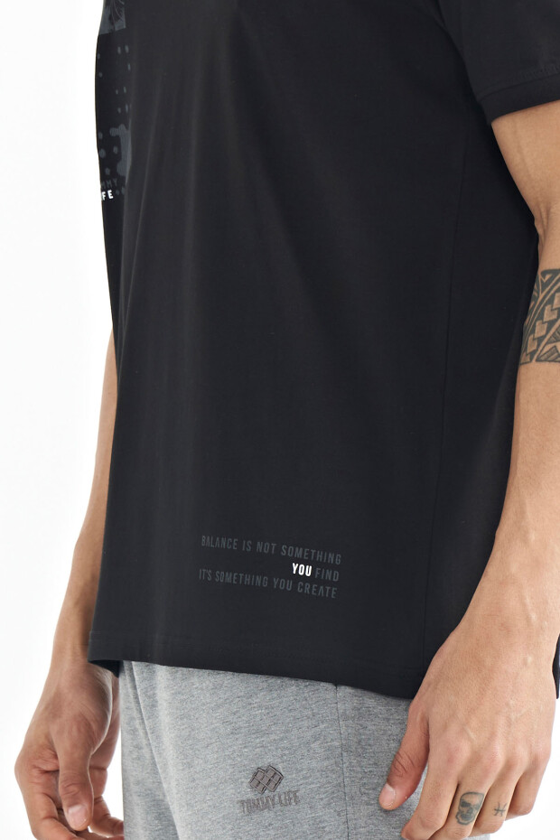 Siyah Baskı O Yaka Detaylı Standart Form Erkek T-shirt - 88216