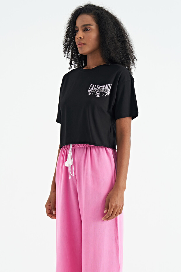 Siyah Baskılı Düşük Kol Detaylı Oversize Kadın Crop T-Shirt - 02179