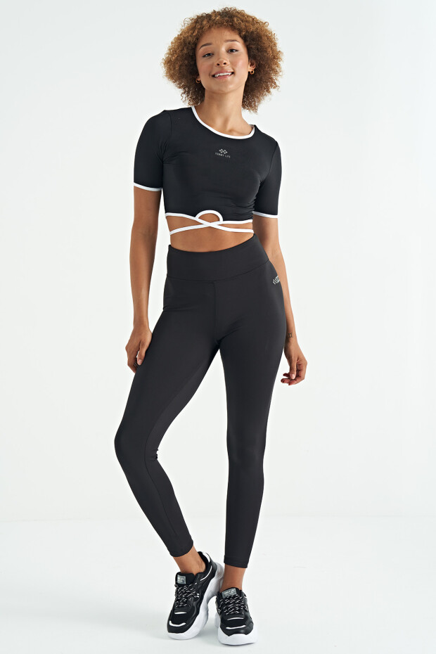 Siyah Bel Bağlama Detaylı O Yaka Standart Kalıp Dalgıç Kumaş Kadın Crop T-Shirt - 97266 - 6