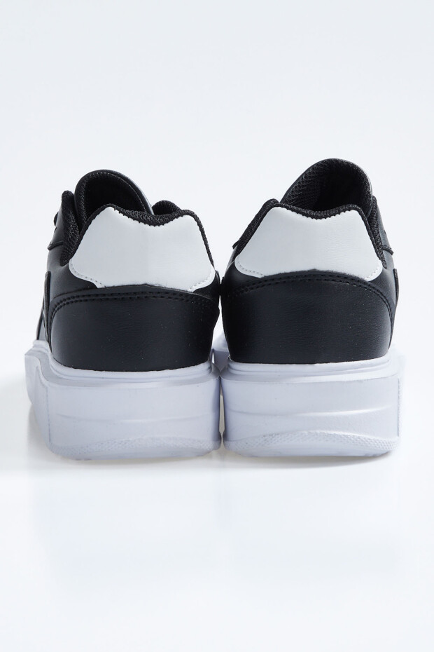 Siyah - Beyaz Bağcıklı Yüksek Taban Suni Deri Kadın Spor Ayakkabı - 89200