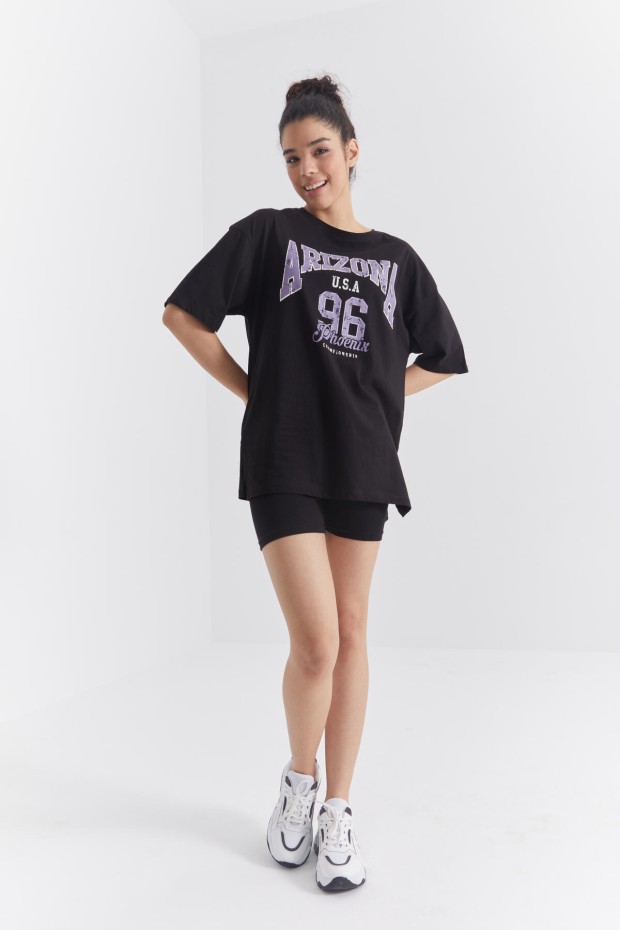 Siyah Büyük Yazı Baskılı O Yaka Oversize Düşük Omuz Kadın T-Shirt - 97218
