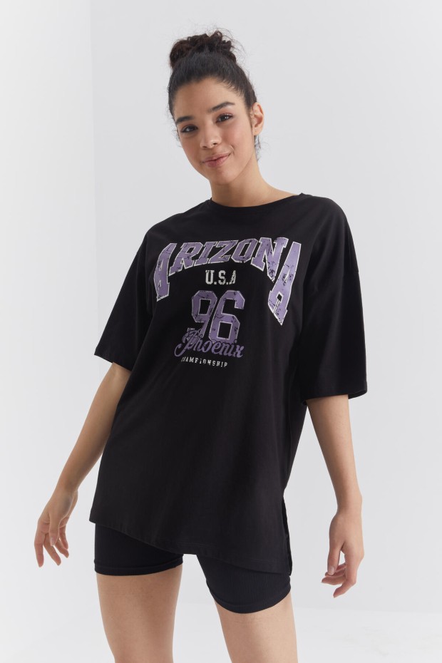 Siyah Büyük Yazı Baskılı O Yaka Oversize Düşük Omuz Kadın T-Shirt - 97218