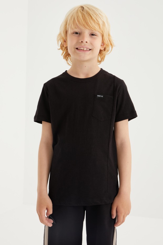 Siyah Cep Detaylı Basic Kısa Kol O Yaka Erkek Çocuk T-Shirt - 10857