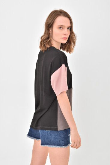 Siyah Çok Renkli O Yaka Oversize Kadın Basic T-Shirt - 02309 - Thumbnail