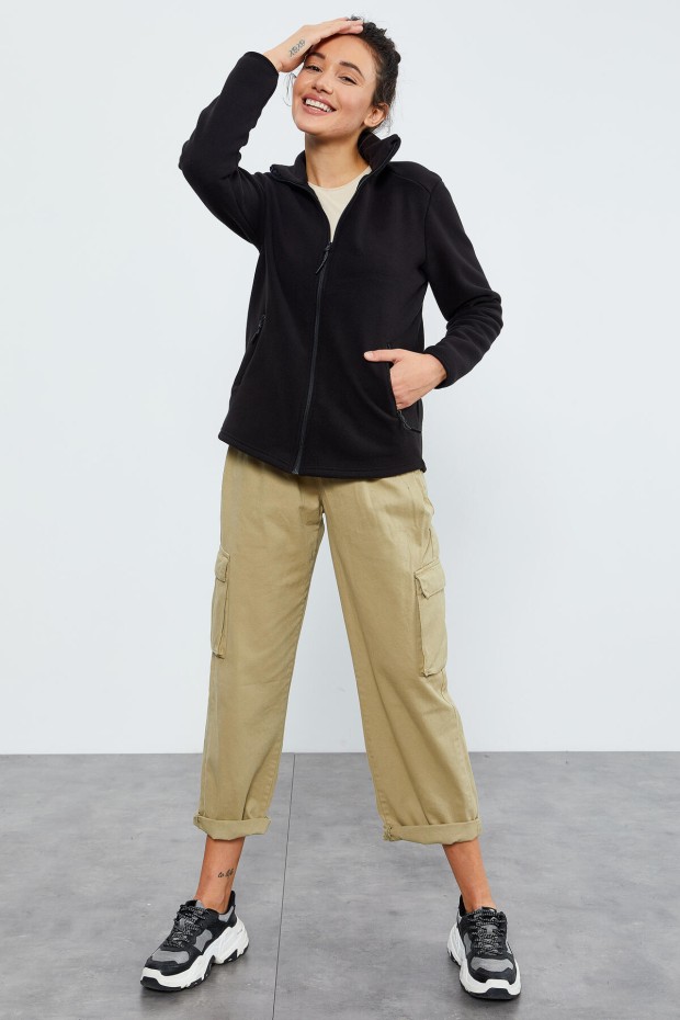 Siyah Dik Yaka Fermuarlı Rahat Form Kadın Polar Sweatshirt - 97173